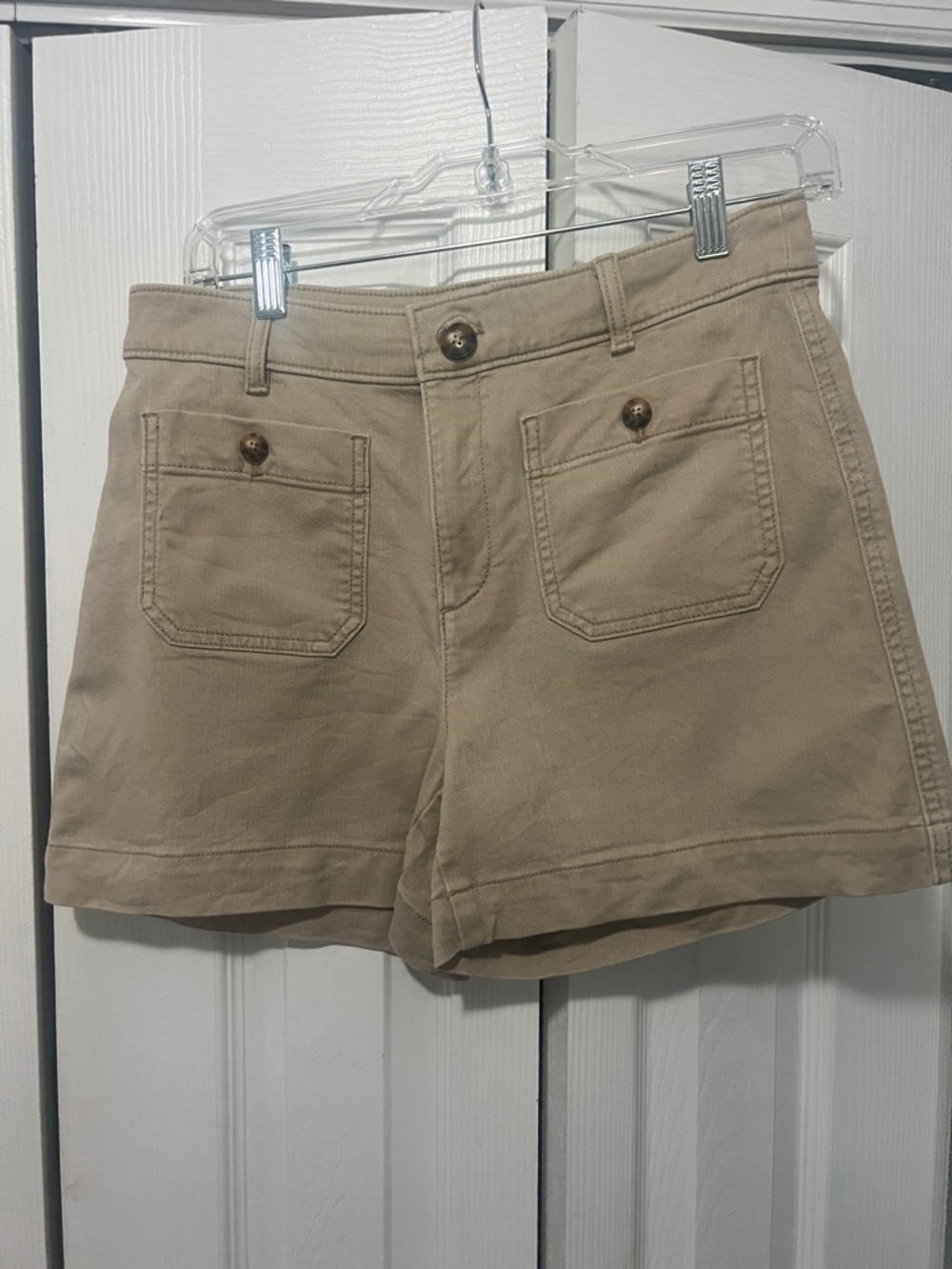 Loft Palmer shorts .Women's Tan Casual Front-Pocket Shorts